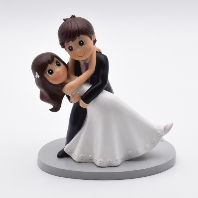 Figura tarta novios bailando en su primer baile