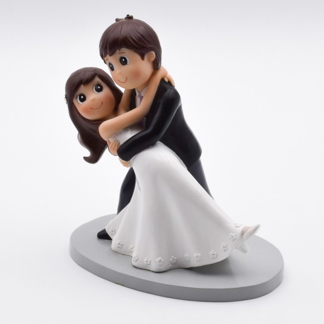 Figura tarta novios bailando en su primer baile