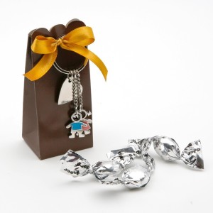 Llavero Pareja Niños con Caja Caramelos