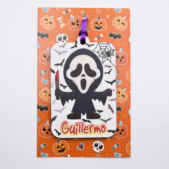 Adorno nombre scream