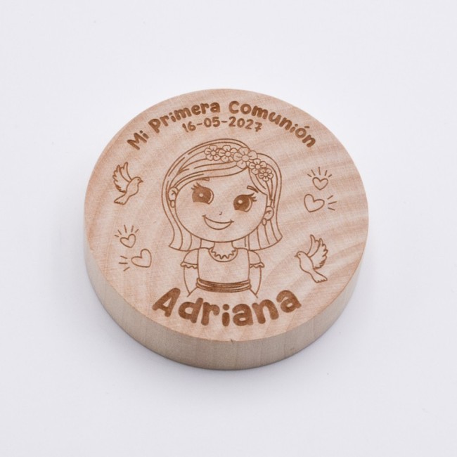 Abrebotellas de madera niña comunión con palomas personalizado