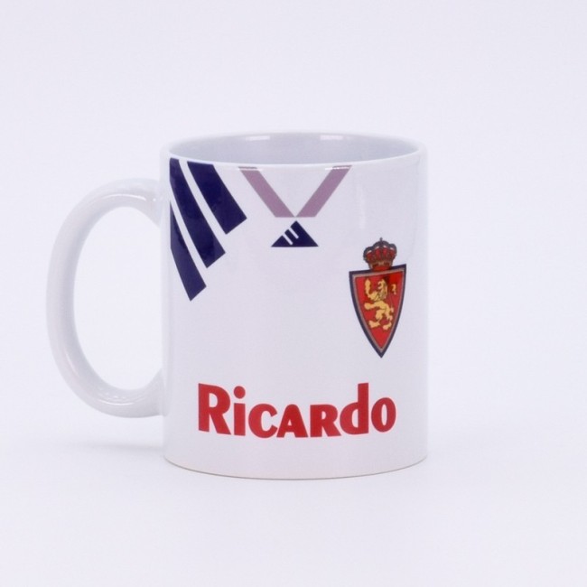 Taza fútbol Zaragoza con nombre rojo y número azul