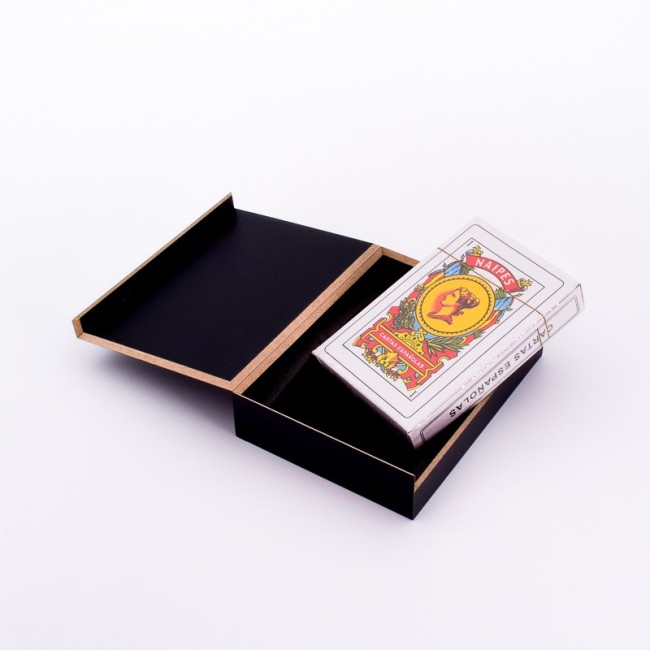 Caja personalizada con ciudad y fecha de evento