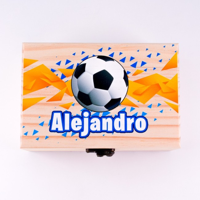 Caja personalizada de madera con balón de fútbol