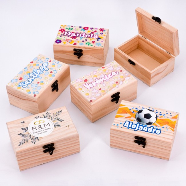 Cajas de madera estampadas para personalizar con nombre